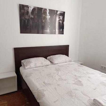 Piso Dos Dormitorios Junto Plaza Colon Кордоба Екстериор снимка